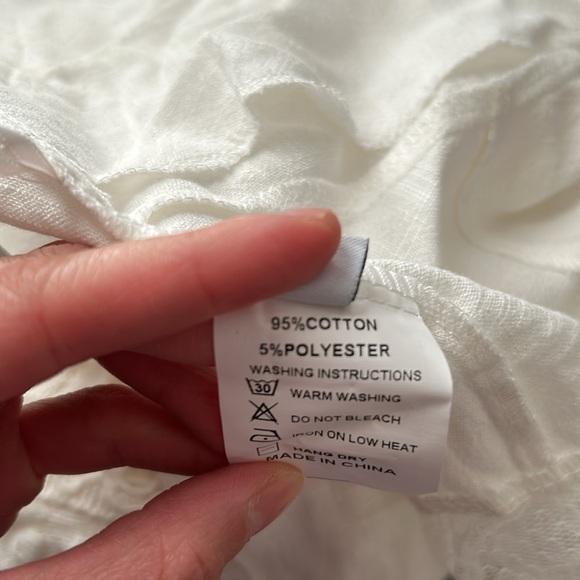 White Front tie Camisole Crop Top - Picture 10 of 11